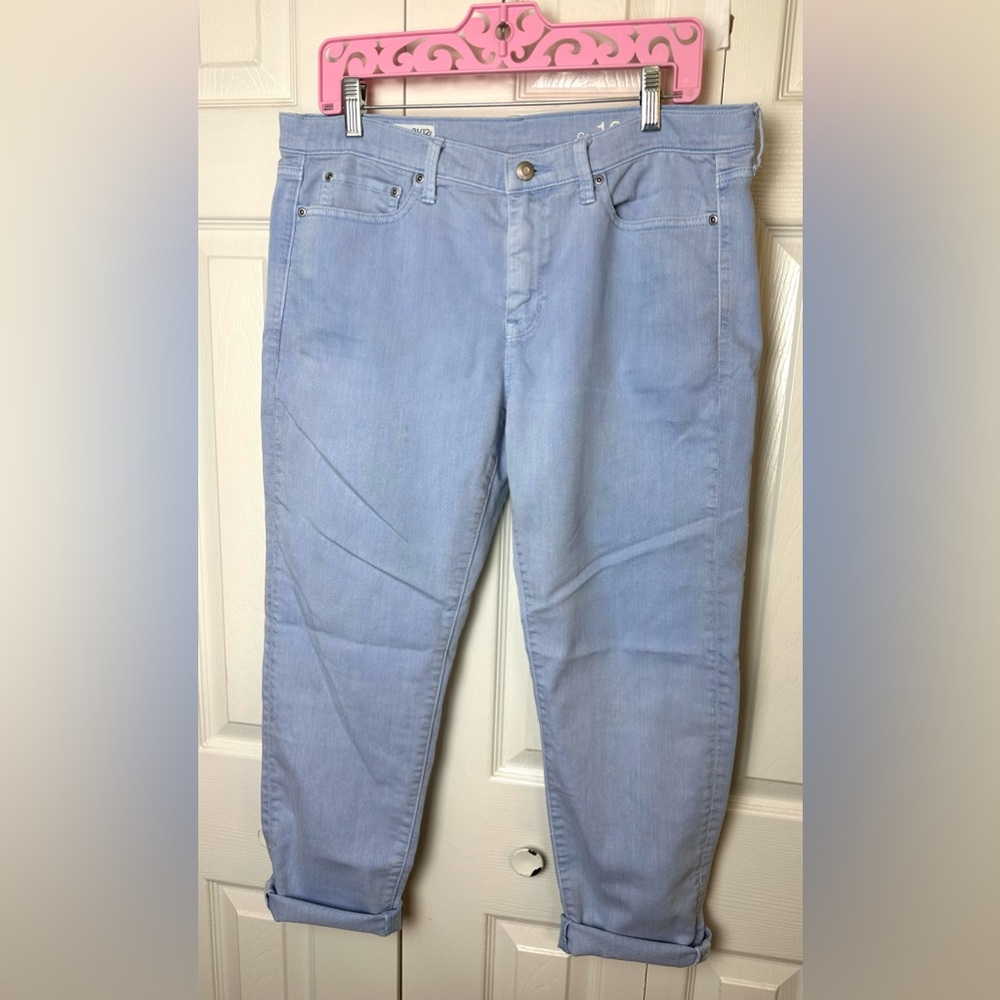 GAP 1969 Sexy Boyfriend Jeans Light Blue Shirtting Wash Mid Rise Cuffed Roll Up - Picture 10 of 10